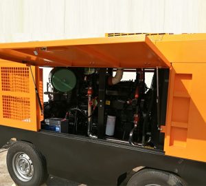 Diesel portable screw air compressor